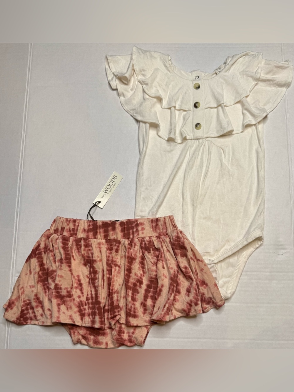 Kate Quinn Bamboo Ruffle Bodysuit & NWT The Woods Beechwood Skirted Bloomers Set